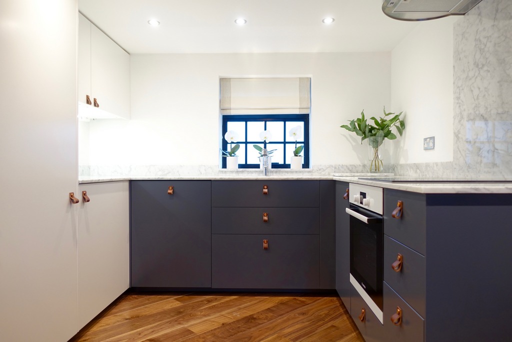 Kitchen refurbishment to mews